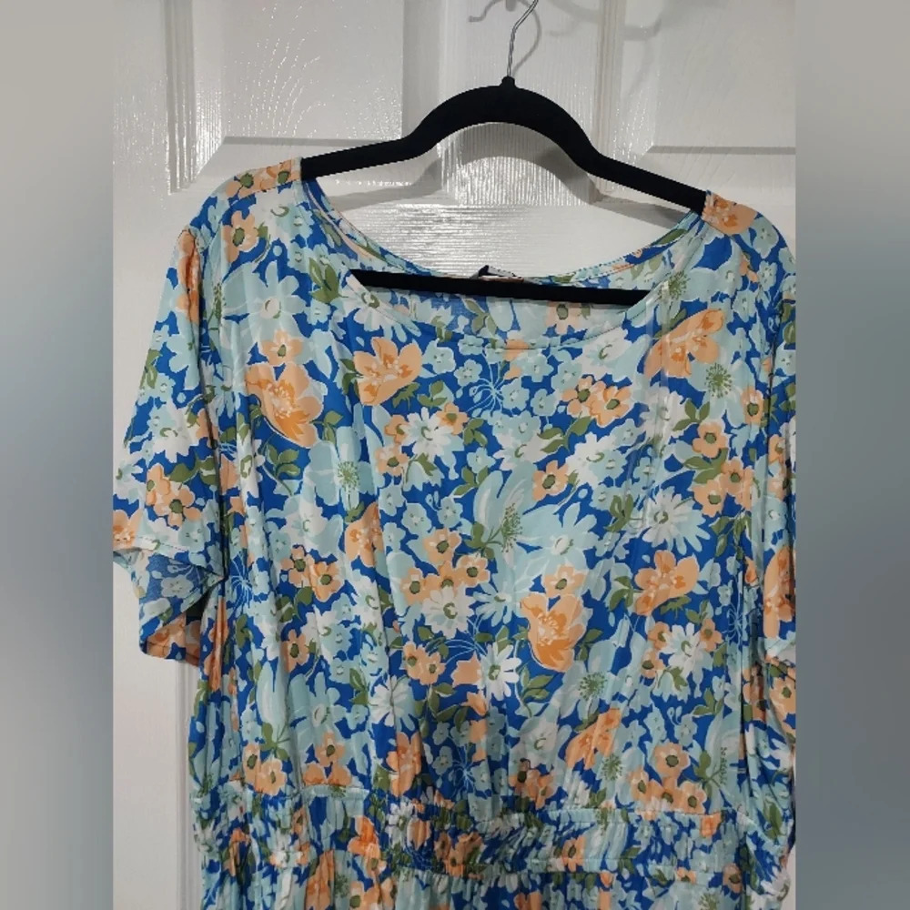 NWT Croft & Barrow Woman's Plus Blue Floral Short Sleeve A-Line Dress in Size 2X - Picture 5 of 10
